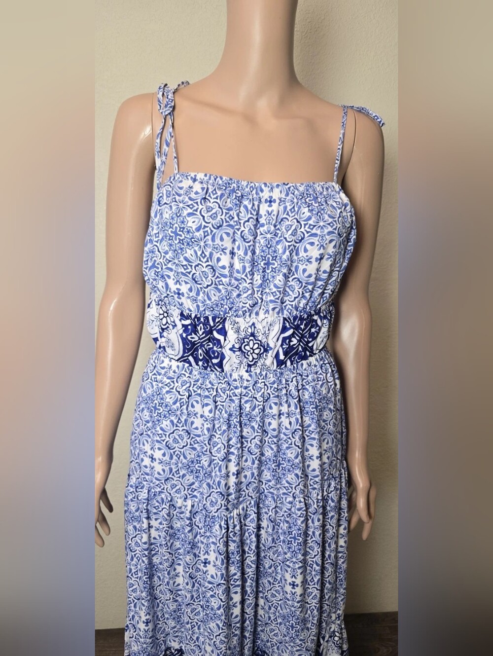 Blue Printed Tie-Shoulder Maxi Dress - Picture 2 of 4